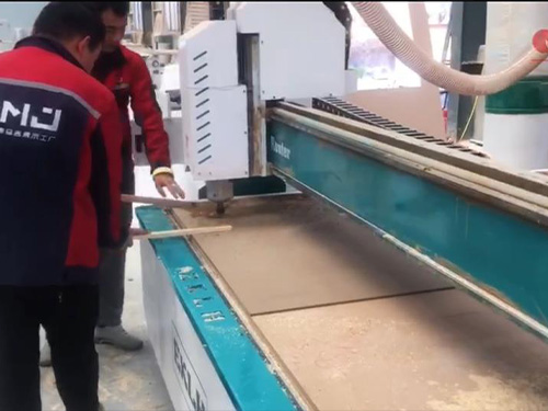 妖精视频网站妖精视频一区二区工廠添加的重型機器很是給力